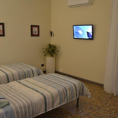 Bed And Breakfast Bissolati Brescia Exterior photo